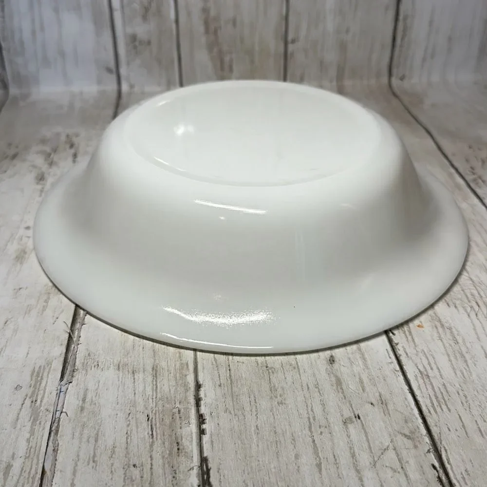 Vintage CORNING WARE  TM REG Smooth Milk Glass Serving Bowl‎ 1951 USA 9 3/4”